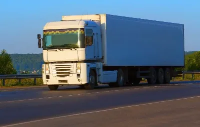 Adana ile Menemen Arası Öğrenci Eşyası Taşıma